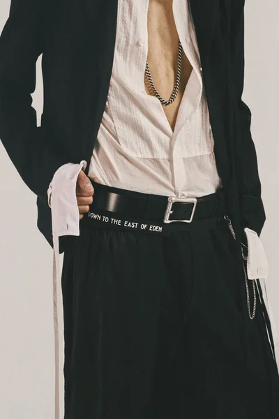 Look 29